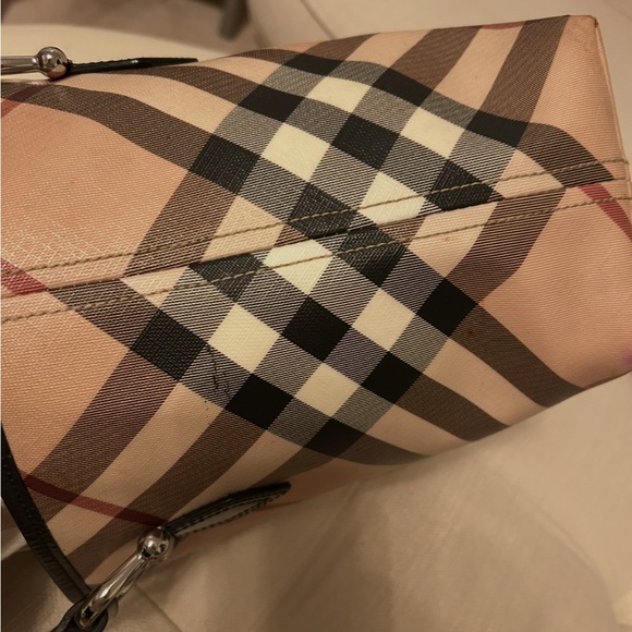 Burberry Tan/Black/Red Plaid CanvasTote Black Patent Leather Silver9.5”x9.5”x5” - Picture 7 of 17